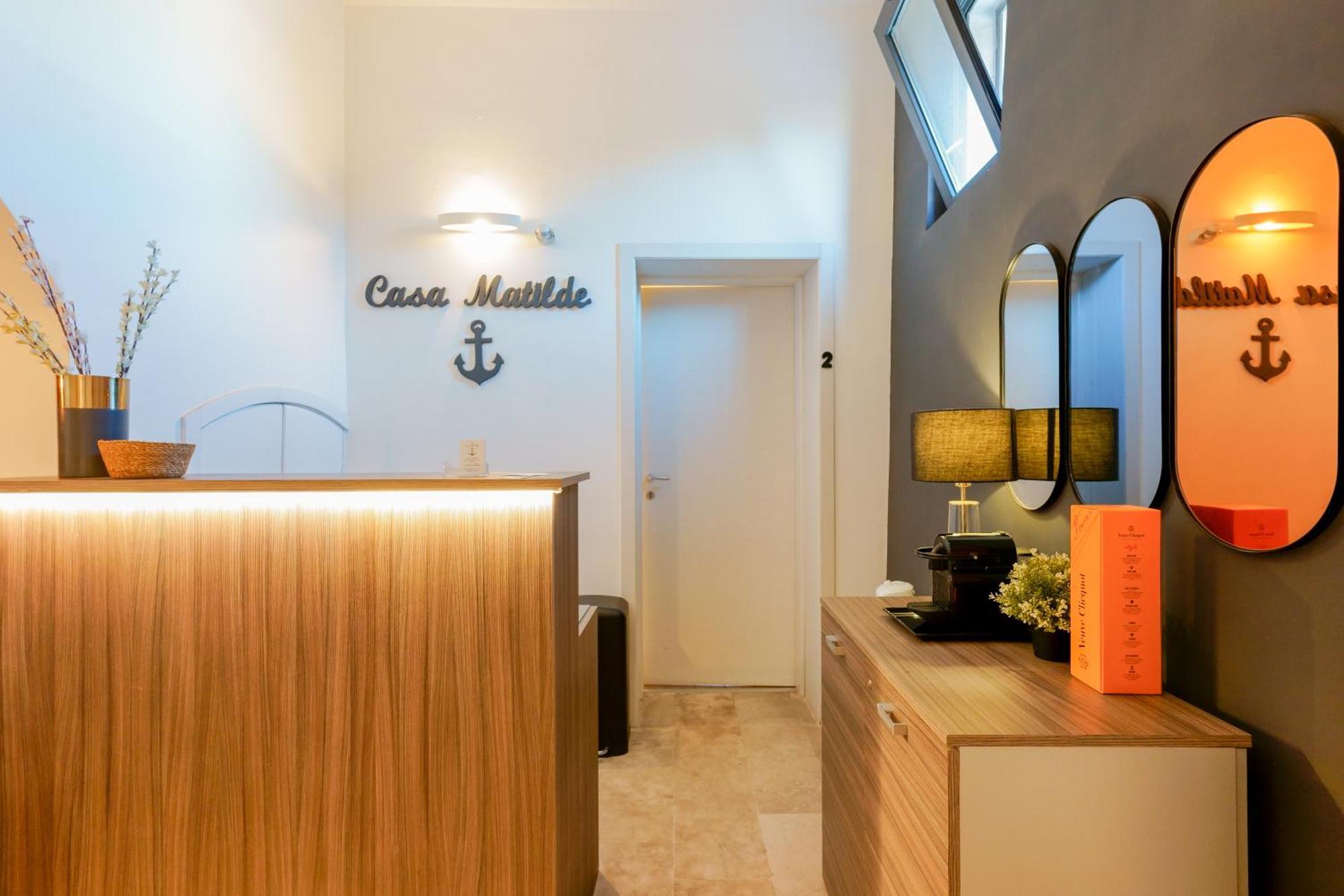 Casa Matilde Bed & Breakfast ตารันโต ภายนอก รูปภาพ